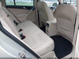 Volkswagen Tiguan Se WVGBV7AXXBW560893 снимка
