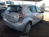 Toyota Prius C One JTDKDTB35E1565934 снимка