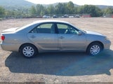 Toyota Camry Le 4T1BE32K55U572753 photo