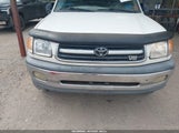 Toyota Tundra Sr5 V8 5TBRT3414YS002953 fotografie