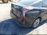 Toyota Prius Three Touring JTDKARFU6H3042641 снимка