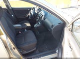 Toyota Matrix Xr 2T1LR38E54C219827 снимка