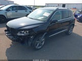 Volkswagen Tiguan 2.0T Sport WVGUV7AX6HW504886 fotografie