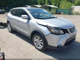 Nissan Rogue Sport S JN1BJ1CR5JW263317 photo