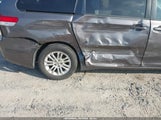 Toyota Sienna Xle V6 5TDYK3DC2BS101866 снимка