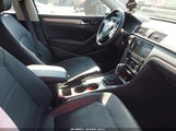Volkswagen Passat 2.0L Tdi Se 1VWBN7A35EC051105 photo