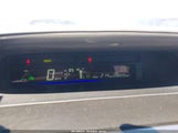 Toyota Prius V Two JTDZN3EUXFJ027683 снимка