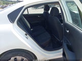 Kia Rio S 3KPA24AB4JE086346 снимка