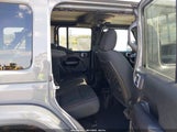 Jeep Wrangler Unlimited Rubicon 4X4 1C4HJXFG6JW254372 снимка