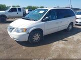 Chrysler Town & Country Limited 2A8GP64L06R615754 fotografie