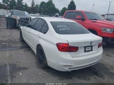 BMW 330I WBA8B9G50JNU96924 снимка