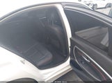 BMW 330I WBA8B9G50JNU96924 снимка