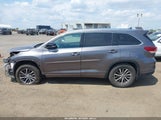 Toyota Highlander Xle 5TDJZRFH5HS452160 снимка