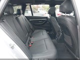 BMW 328D xDrive WBA8J1C54GK711130 снимка