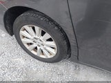 Toyota Sienna Le 7 Passenger 5TDJK3DC1CS035944 снимка