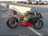 Ducati Panigale V4/V4S/V4S Speciale ZDMDAGNW0MB015763 fotografie
