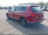 Volkswagen Tiguan 2.0T Se/2.0T Sel/2.0T Sel R-Line/2.0T Sel R-Line Black 3VV2B7AX7KM056316 fotografie