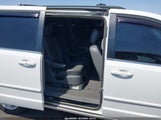 Chrysler Town & Country Touring 2A8HR54P68R833910 fotografie