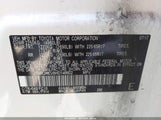 Toyota Rav4 Hybrid Xle JTMRJREV8HD146602 снимка