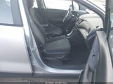 Chevrolet Trax Ls KL7CJNSB6JB723196 снимка