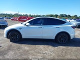 Tesla Model Y Long Range Dual Motor All-Wheel Drive 5YJYGAEE2MF225133 fotografie