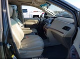 Toyota Sienna Xle V6 5TDYK3DC2BS024416 fotografie