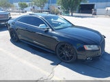 Audi S5 4.2L WAURV78T19A004692 снимка