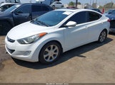 Hyundai Elantra Limited 5NPDH4AE5DH168981 снимка