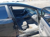 Toyota Prius Three JTDKN3DU1B0261875 снимка