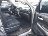 Toyota Tundra Sr5 4.6L V8 5TFRM5F18FX093942 снимка