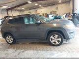 Jeep Compass Latitude 4X4 3C4NJDBBXJT350510 снимка