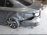 Volkswagen Jetta 2.0T Gli Sel 3VW4T7AJ0FM301542 fotografie