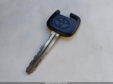 Toyota Camry Le JT2BG22K7Y0530341 снимка
