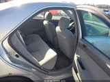Toyota Camry Le JTDBE32K830164689 снимка
