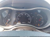 Jeep Grand Cherokee Overland 1C4RJFCG6GC366747 fotografie
