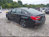 Honda Accord Sport 2.0T 1HGCV2F34JA004707 fotografie
