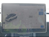 Tesla Model Y Awd/Long Range Dual Motor All-Wheel Drive 7SAYGAEE3PF915738 fotografie