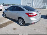 Ford Focus Se 1FAHP3F20CL370589 photo