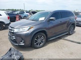 Toyota Highlander Xle 5TDKZRFH3KS569666 снимка