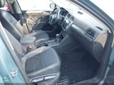 Volkswagen Tiguan 2.0T Se/2.0T Sel/2.0T Sel R-Line/2.0T Sel R-Line Black 3VV2B7AX1KM201320 снимка