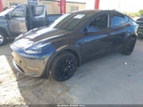 Tesla Model Y 7SAYGDED5RF035281 photo