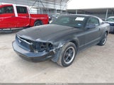 Ford Mustang V6 Deluxe/V6 Premium 1ZVFT80N555129502 photo