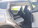 Toyota Rav4 Xle JTMRFREV4JJ257429 снимка