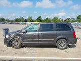 Chrysler Town & Country Touring-L Anniversary Edition 2C4RC1CG2GR208040 снимка