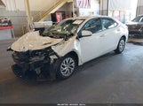 Toyota Corolla Le 5YFBURHE5JP790226 снимка