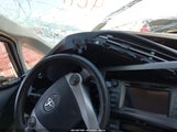 Toyota Prius Two JTDKN3DU3D5612923 снимка