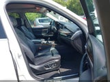 BMW X5 xDrive50I 5UXKR6C54F0J76274 снимка