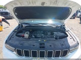 Jeep Grand Cherokee L Laredo 4X2 1C4RJJAG7P8783609 fotografie