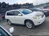 Toyota Highlander Hybrid Limited JTEEW44A282020731 photo