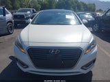 Hyundai Sonata Hybrid Limited KMHE34L15GA029227 photo